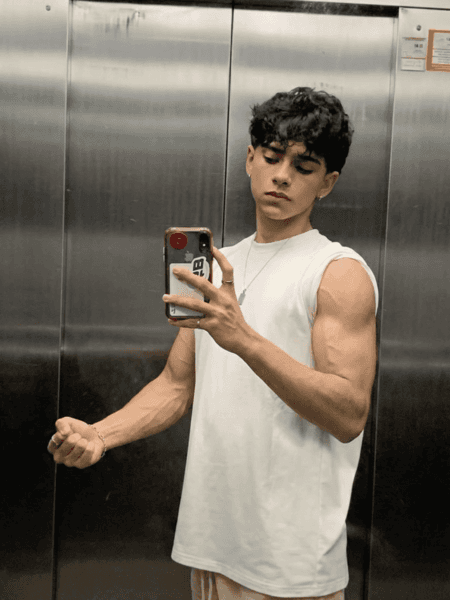 Muscular preset preview